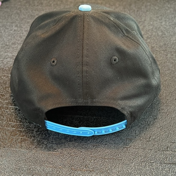 New Era Pittsburgh Penguins Hat - Picture 3 of 8